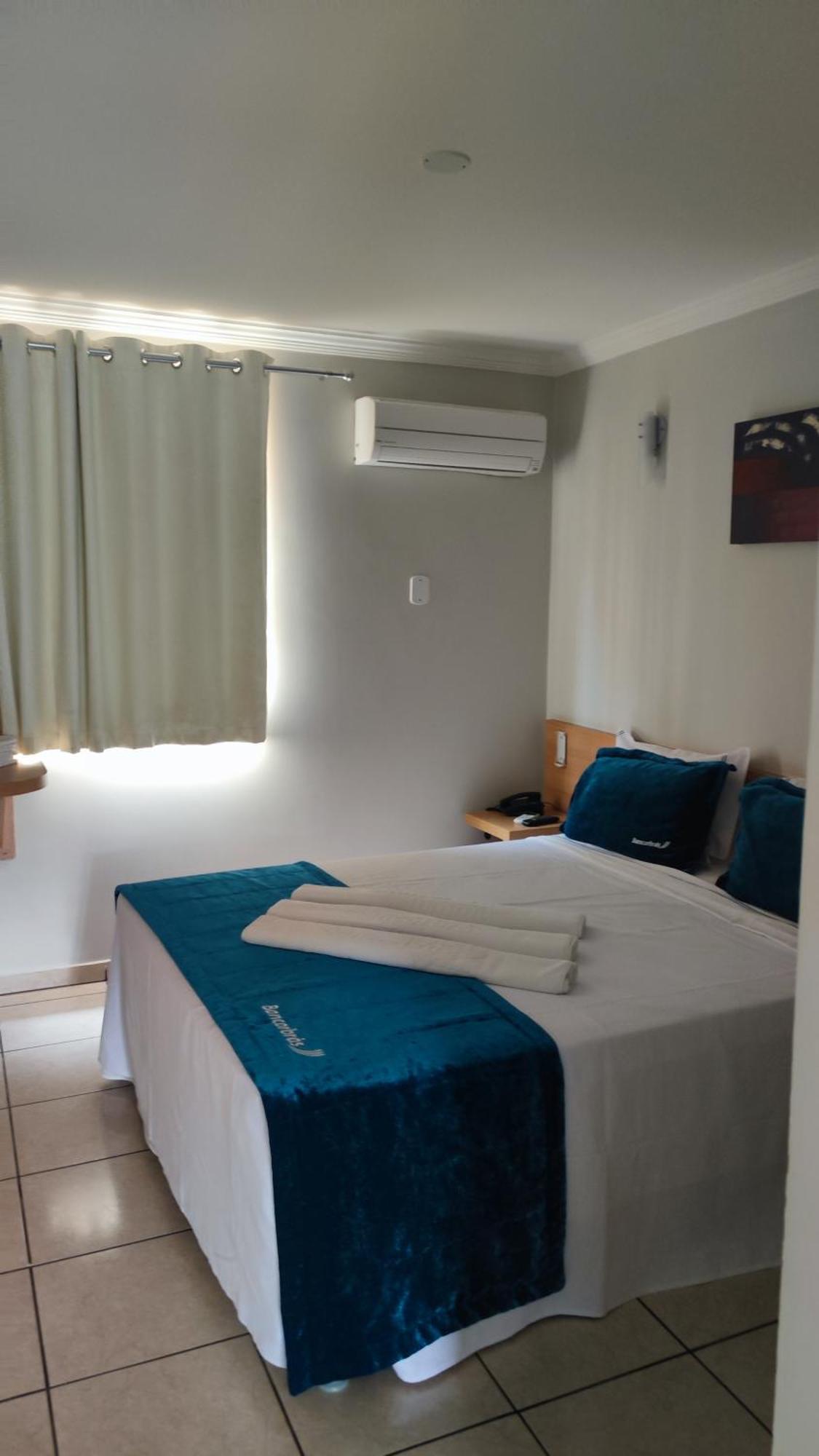 Diroma Fiori - Hoteis Com Roupa De Cama --- Destinos Combinados Turismo Caldas Novas Zewnętrze zdjęcie